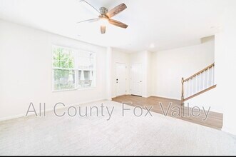 3302 Trillium Cir in Rolling Meadows, IL - Building Photo - Building Photo