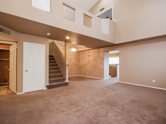 250 W Juniper Ave in Gilbert, AZ - Building Photo - Building Photo