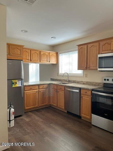 222 Medford Ct in Englishtown, NJ - Building Photo - Building Photo