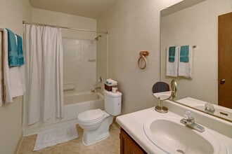 The Greenbriar in Anchorage, AK - Building Photo - Building Photo