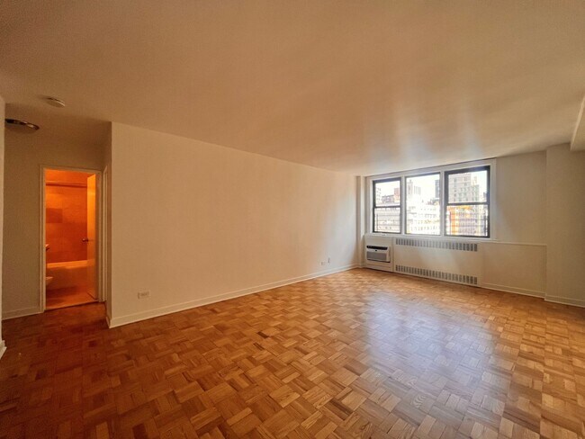 property at 435 E 79th St