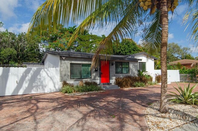 property at 935 NE 129th St