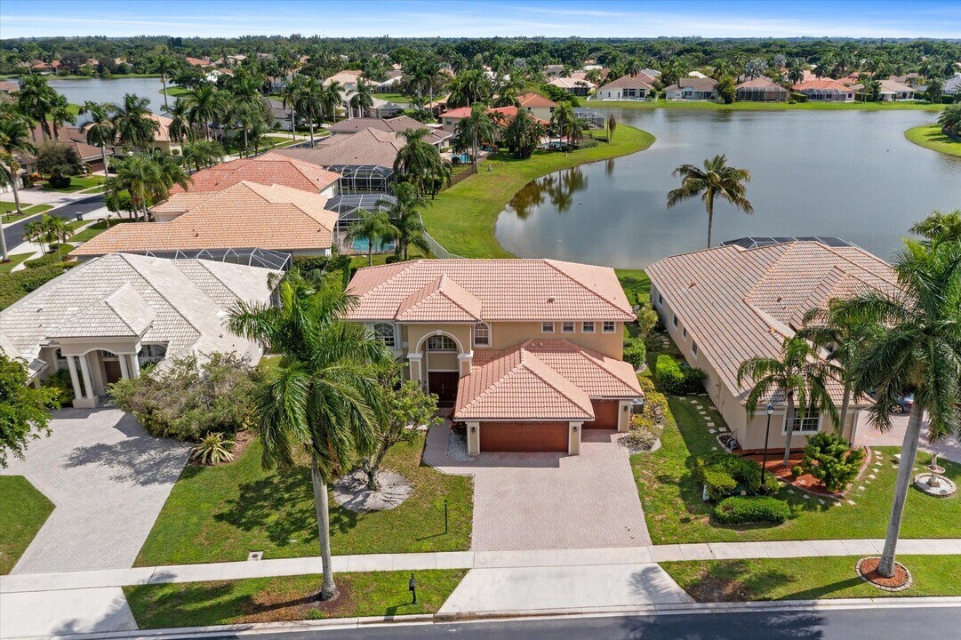 12348 Clearfalls Dr in Boca Raton, FL - Foto de edificio