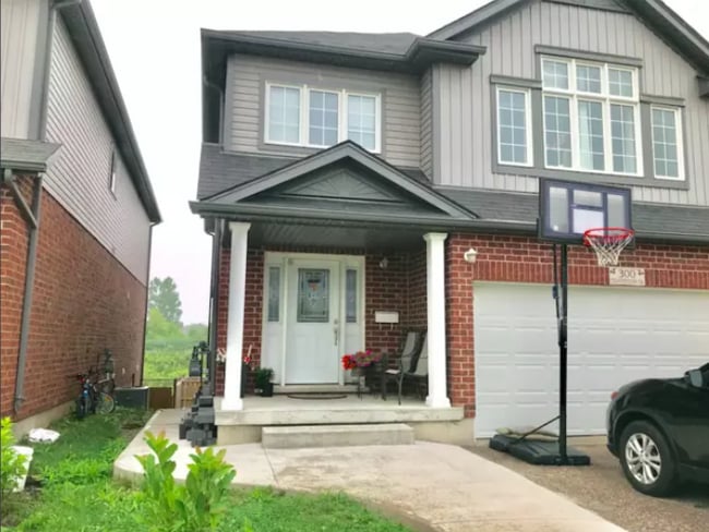 property at 300 Countrystone Crescent