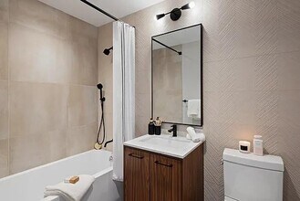 2230 Cropsey Ave in Brooklyn, NY - Building Photo - Building Photo