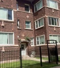 Transforming Housing I in Chicago, IL - Building Photo - Building Photo