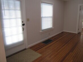 9982 Zig Zag Rd in Cincinnati, OH - Building Photo - Building Photo