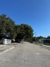 6800 NW 2nd Ct in Miami, FL - Building Photo - Building Photo