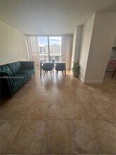 17021 N Bay Rd, Unit 710 in Sunny Isles Beach, FL - Building Photo - Building Photo