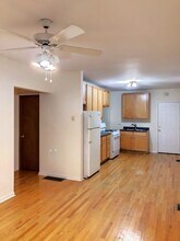 1529 Fry W St, Unit 1R in Chicago, IL - Building Photo - Building Photo