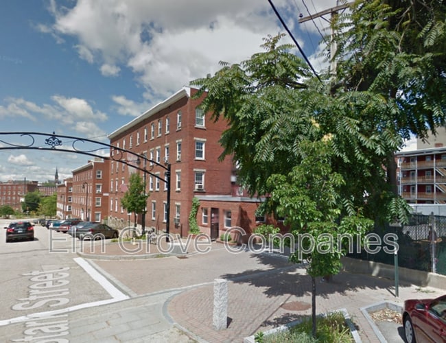 property at 67 Stark St