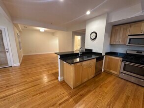 23 Beech St in Framingham, MA - Foto de edificio - Building Photo