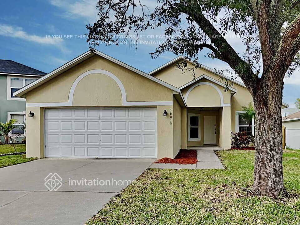 16015 Buxley Ct in Clermont, FL - Building Photo