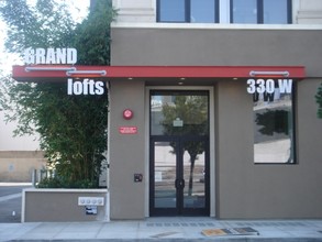 1100 S Grand Ave in Los Angeles, CA - Building Photo - Building Photo