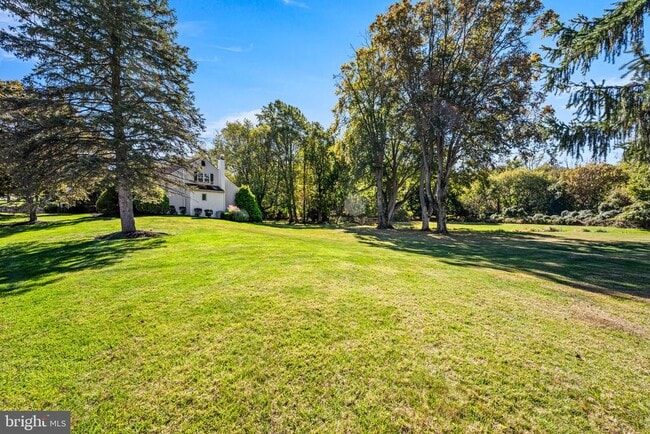 property at 401 Alderbrook Dr