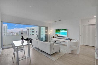 3 Island Ave in Miami Beach, FL - Building Photo - Building Photo