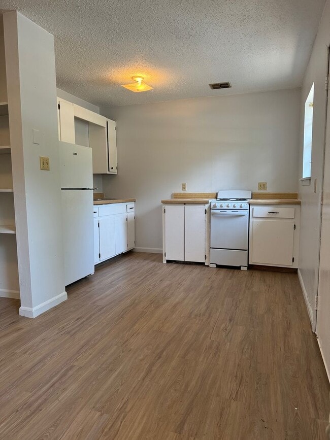 property at 1600 N Lane St