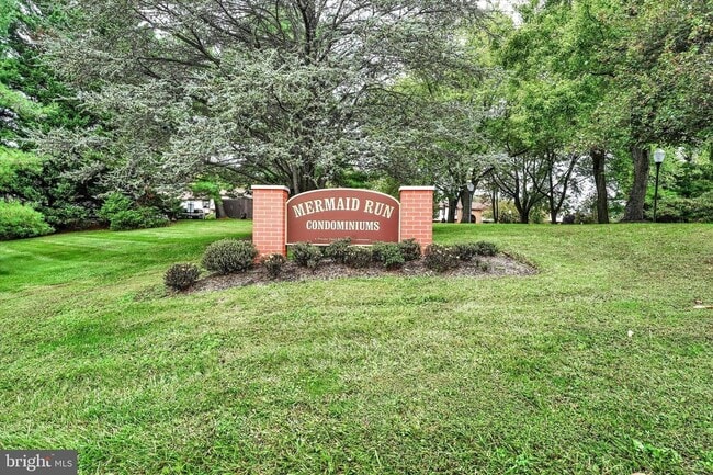 property at 4950 W Brigantine Ct