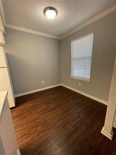 1111 Sunrise Rd in Round Rock, TX - Building Photo - Building Photo