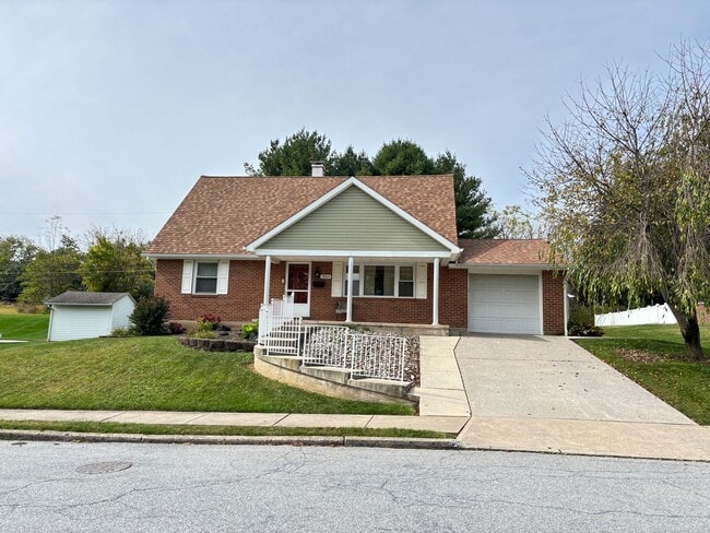 property at 3069 Birch Cir W