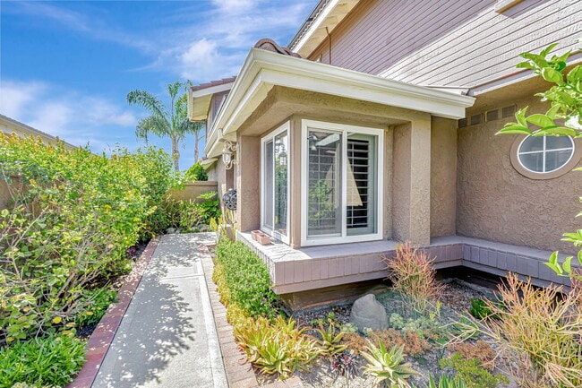 27525 Paseo Toluca in San Juan Capistrano, CA - Building Photo - Building Photo