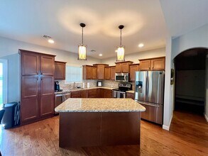 2425 Bellerive Cir in Manhattan, KS - Building Photo - Building Photo