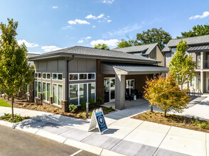 Meridian Park in Nashville, TN - Foto de edificio - Building Photo