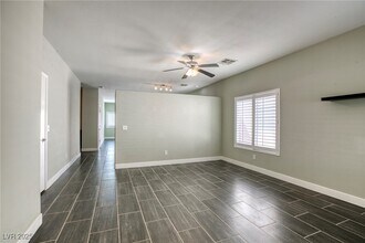 3719 Caribbean Blue Ave in North Las Vegas, NV - Foto de edificio - Building Photo