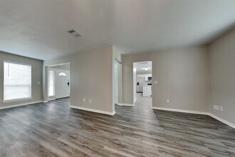 9411 Bayou Bluff Dr in Spring, TX - Building Photo - Building Photo