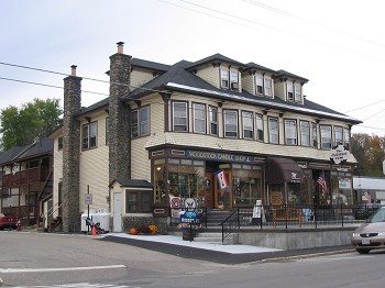 115 Main St