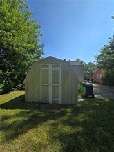 4169 Okalona Rd in South Euclid, OH - Building Photo - Building Photo