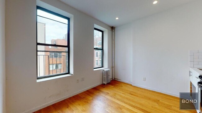 314 E 91st St in New York, NY - Foto de edificio - Building Photo