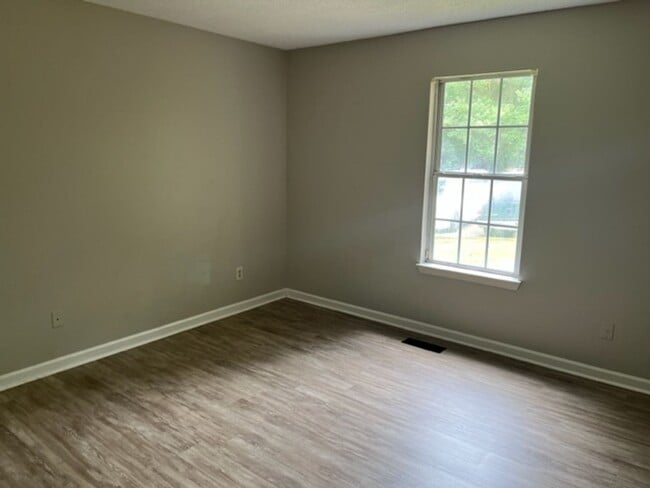 2800 Arthur K Bolton Pkwy in Griffin, GA - Building Photo - Building Photo