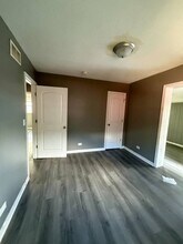 16832 Bulger Ave in Hazel Crest, IL - Building Photo - Building Photo
