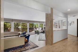 7 Alpine Dr in Armonk, NY - Foto de edificio - Building Photo