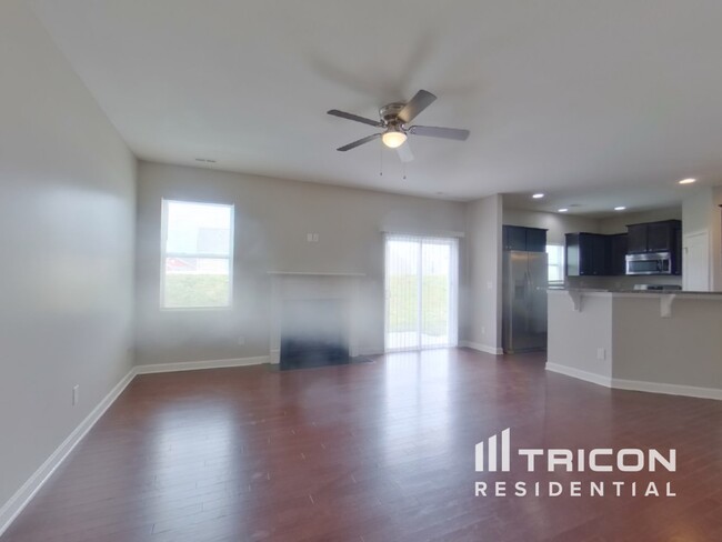 620 Lumber Ln in Charlotte, NC - Building Photo - Building Photo