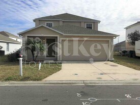 3638 Queens Cove Blvd in Winter Haven, FL - Building Photo