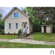 3517 E 44th St in Cleveland, OH - Building Photo - Building Photo