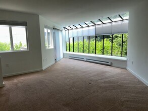 7307 Bainbridge Pl SW in Seattle, WA - Building Photo - Building Photo