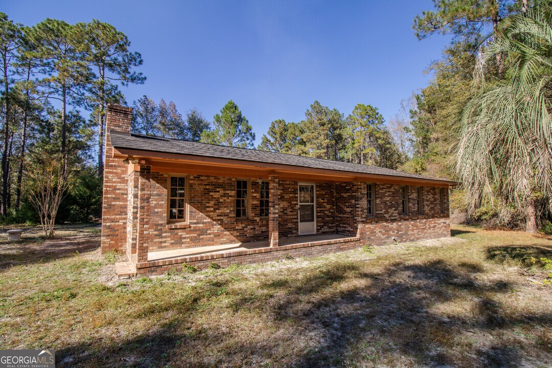 6513 Rocky Ford Rd in Garfield, GA - Building Photo