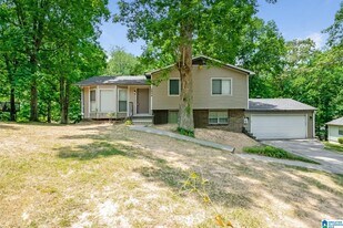 5908 Elizabeth Dr in Trussville, AL - Building Photo