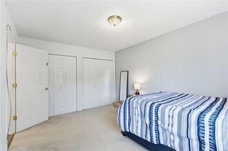 1512 Stoneleigh Way in Stone Mountain, GA - Building Photo - Building Photo