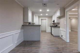 25 Toucan Ave in McAllen, TX - Building Photo - Building Photo