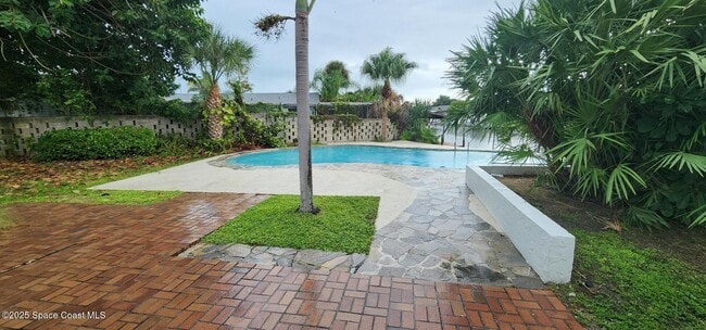 109 Vía Havarre in Merritt Island, FL - Building Photo - Building Photo