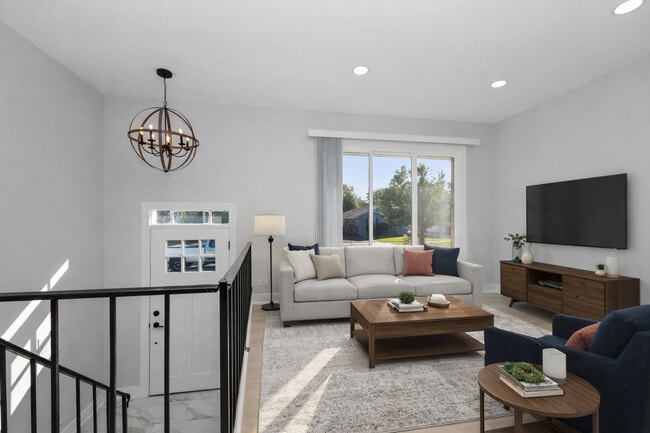 16822 91st Ave in Orland Hills, IL - Building Photo - Building Photo