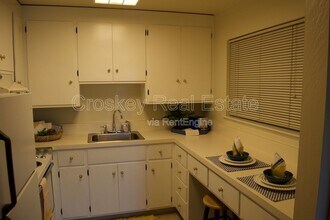 1250 Escobar St in Martinez, CA - Building Photo - Building Photo