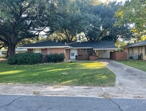 1820 Shannon Rd in Alexandria, LA - Building Photo - Building Photo