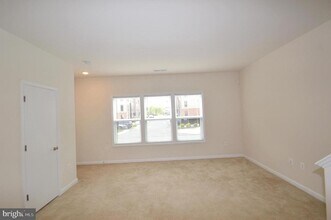 20508 Milbridge Ter in Ashburn, VA - Building Photo - Building Photo