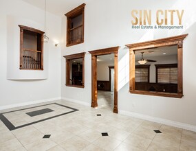 4490 Zev Ct in Las Vegas, NV - Building Photo - Building Photo