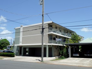 2818 Winam Ave in Honolulu, HI - Foto de edificio - Building Photo